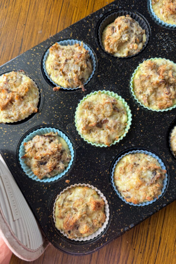 easy savory breakfast muffins with bread and cheese for toddlers