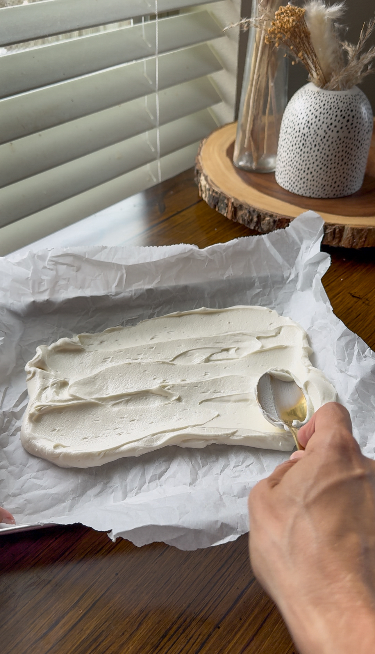 spread yogurt for frozen yogurt bark