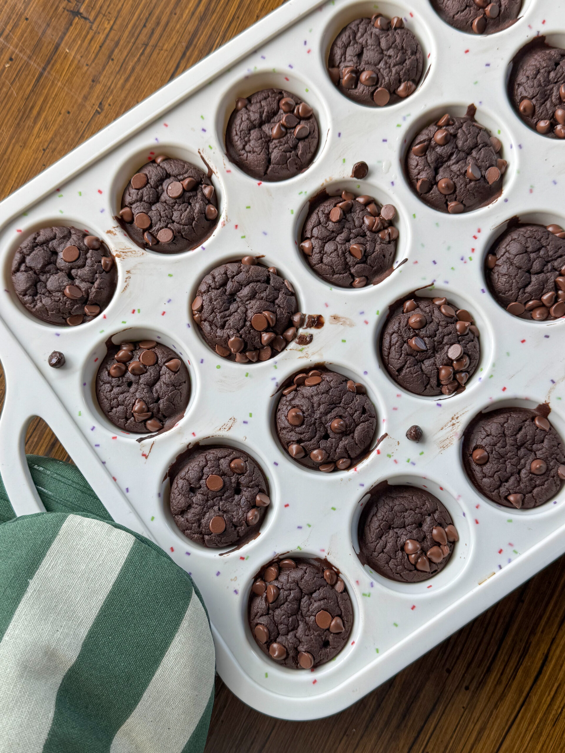 muffins cooling in muffin pan