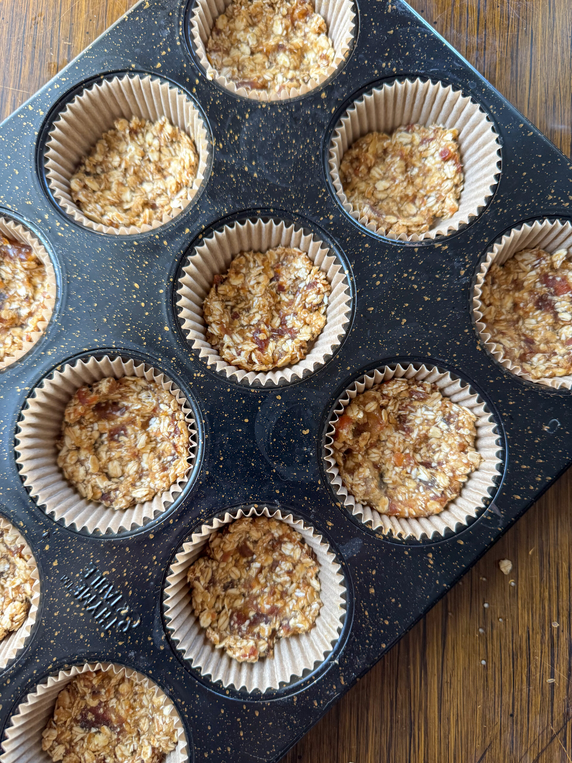 oat-date base for the cheesecake
