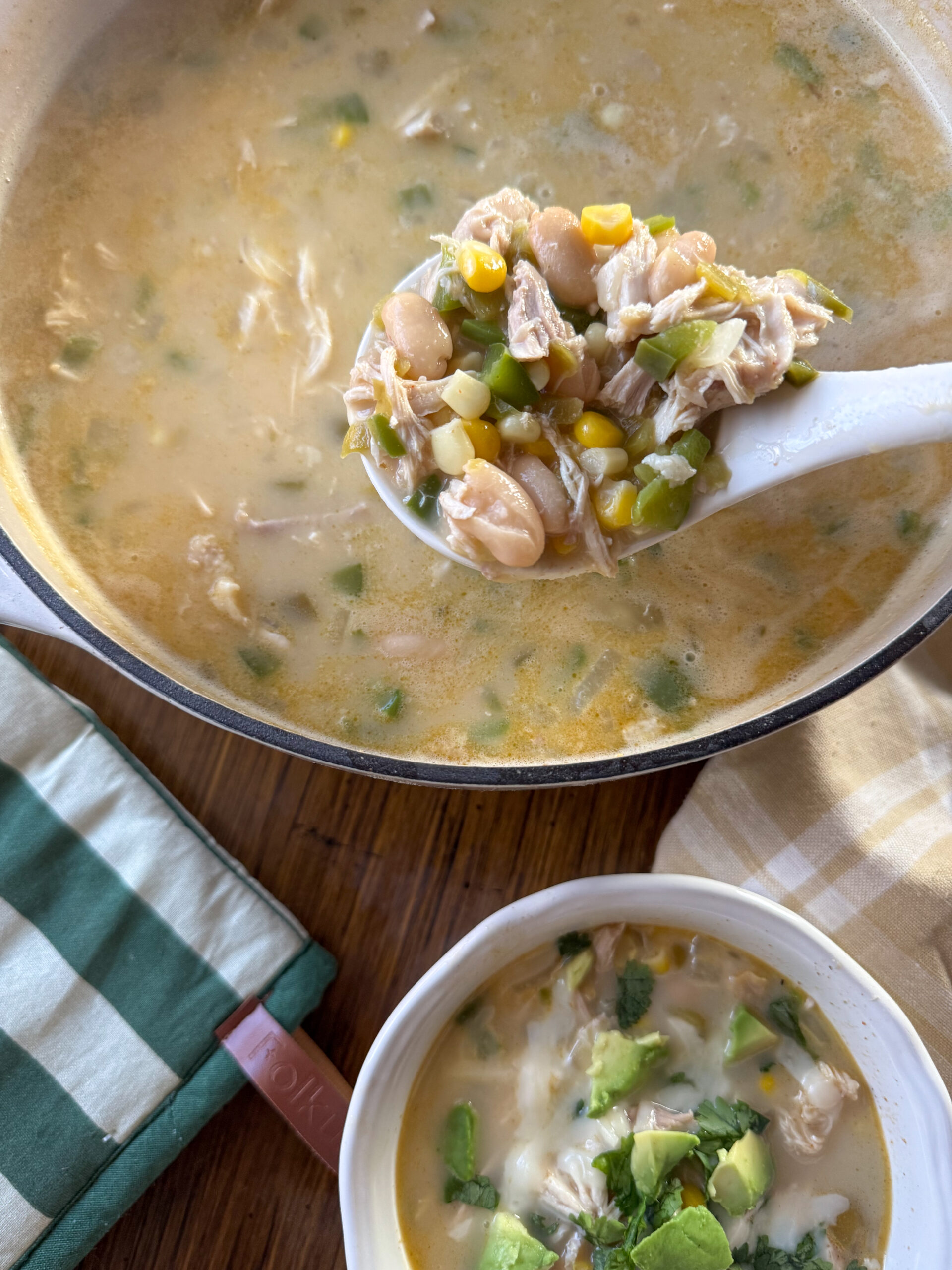 dairy free white bean chicken chili