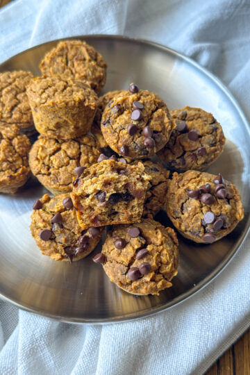 pumpkin chickpea muffins
