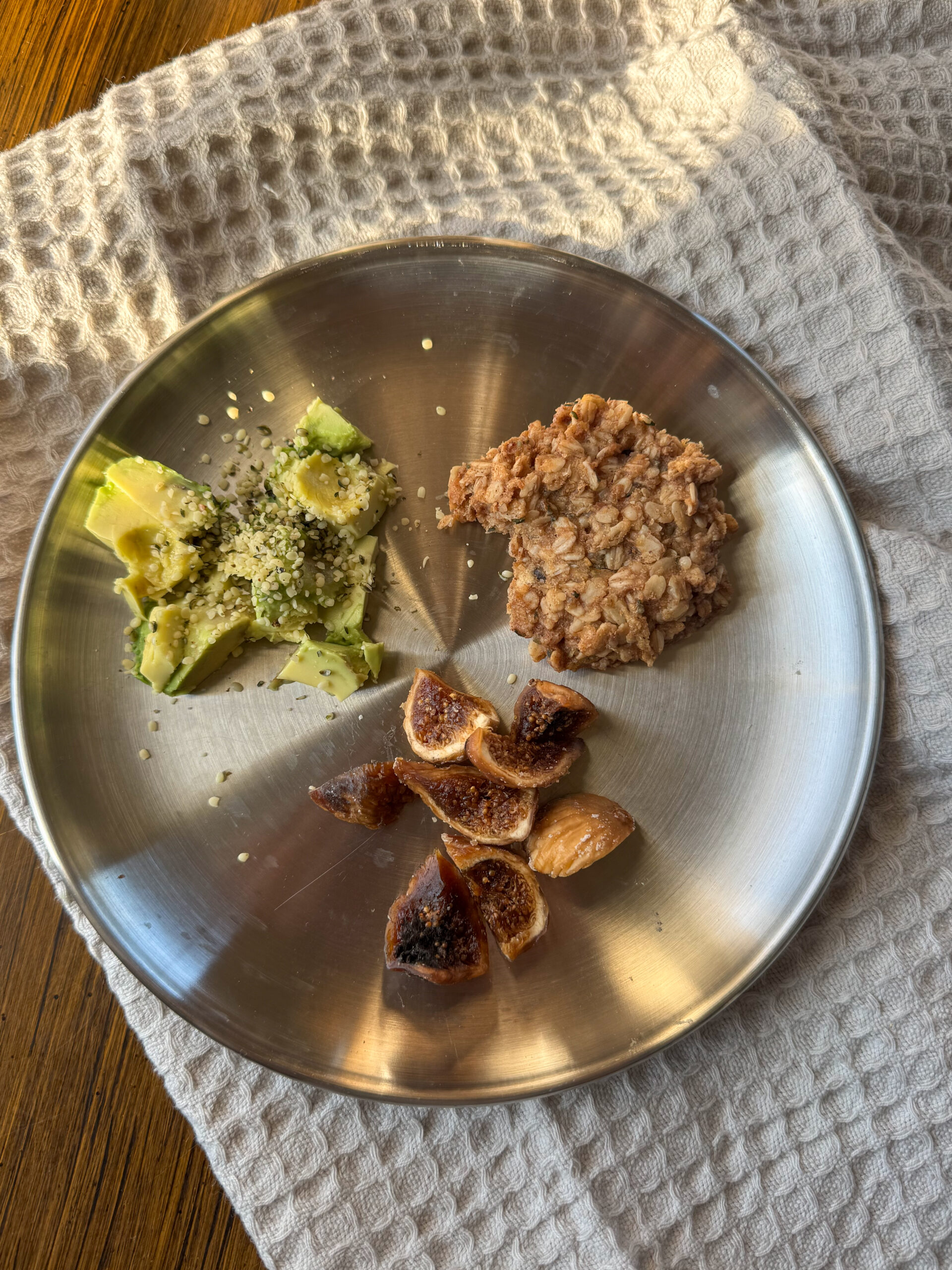 oatmeal cookie on a plate for breakfast