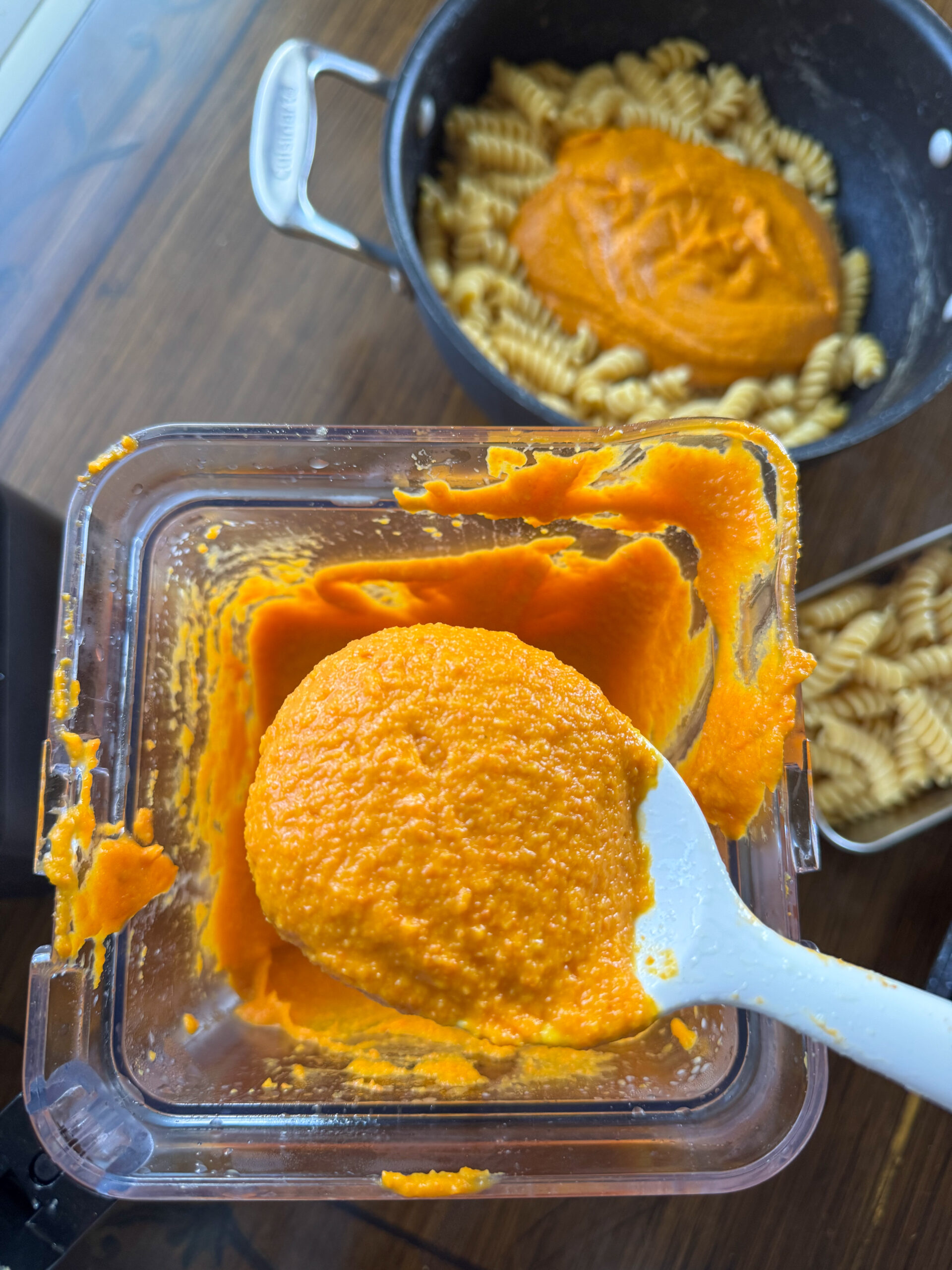 blended butternut squash pasta sauce in blender