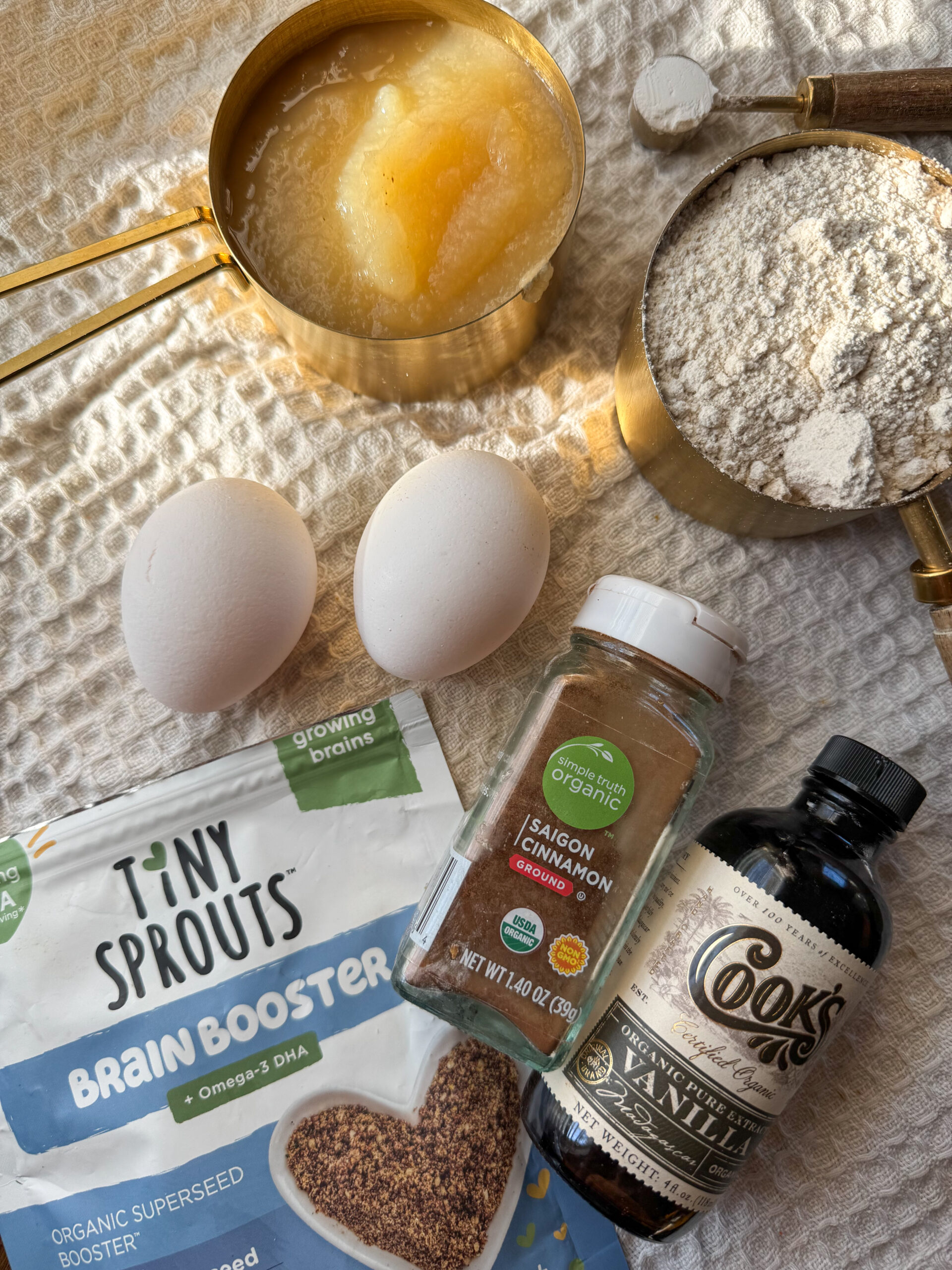 ingredients to make the apple cinnamon oatmeal waffles