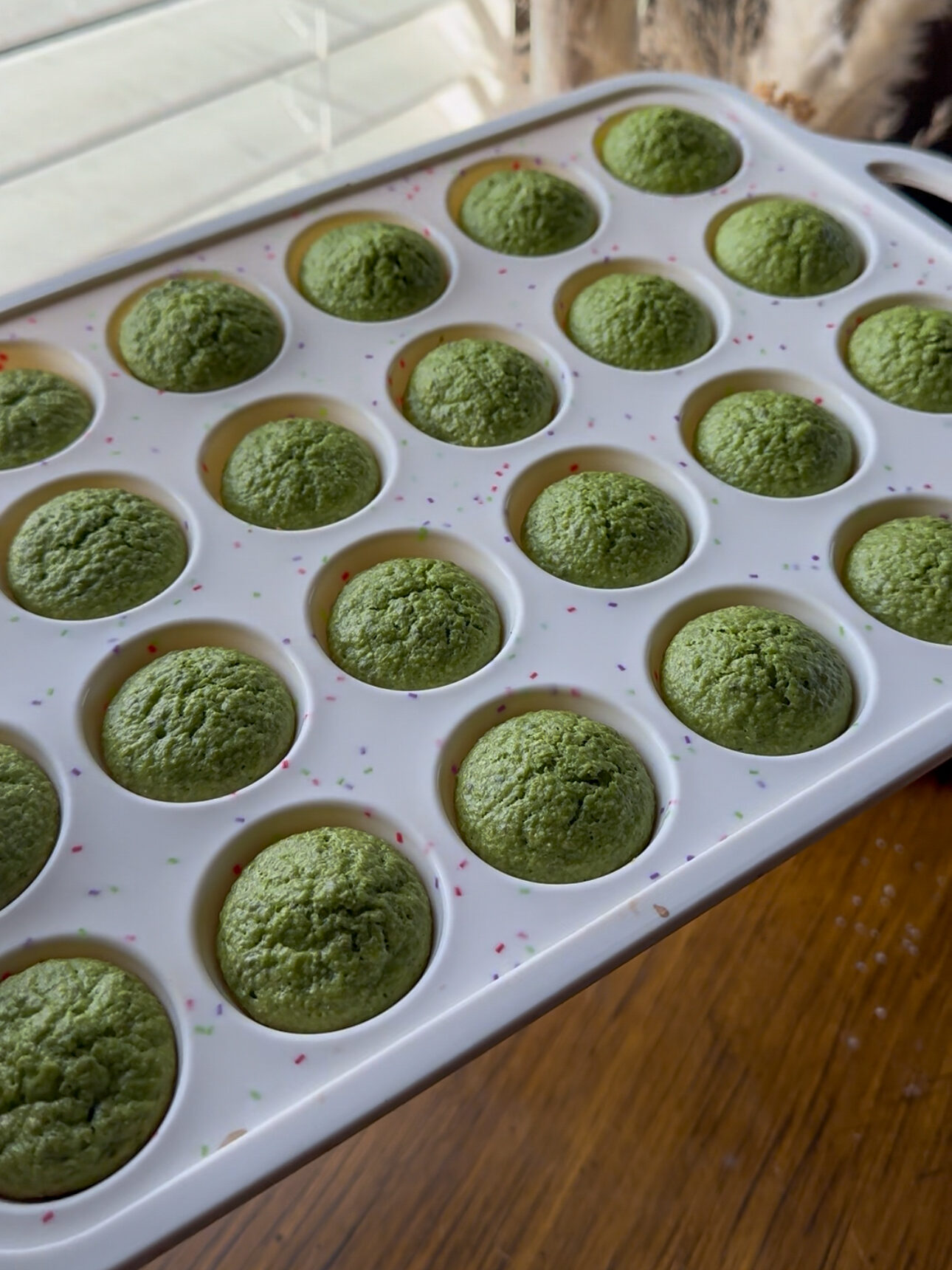 spinach muffins are done from cooking in the oven