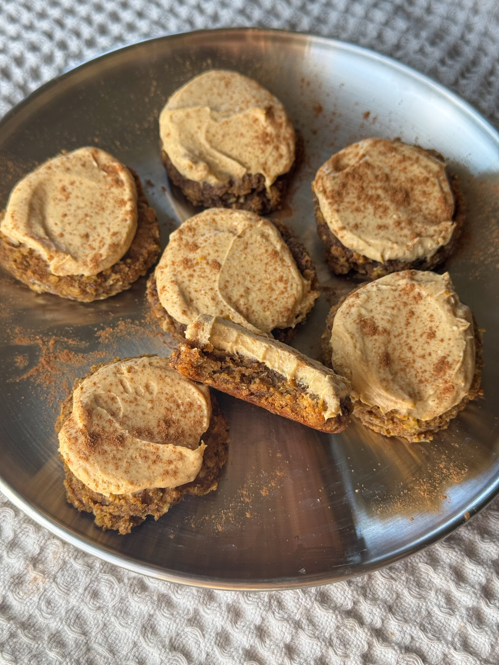 almond flour pumpkin cookies