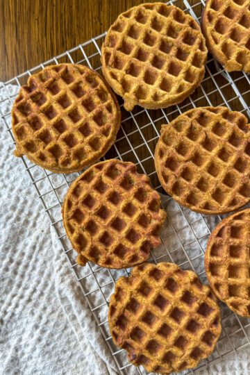 chickpea pumpkin waffles for toddlers and babies