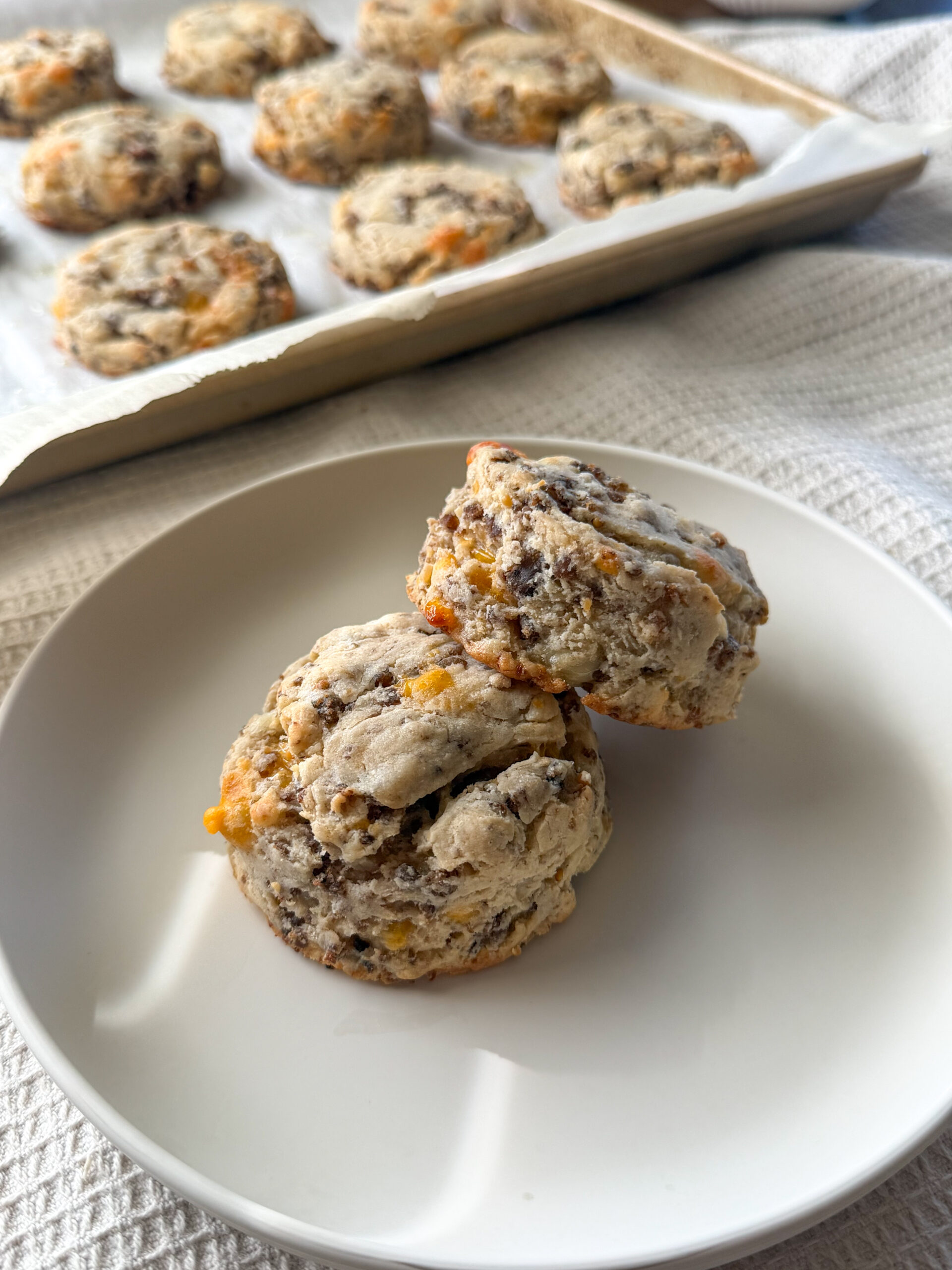 Easy Sausage Cheddar Biscuits (high protein & toddler friendly!)