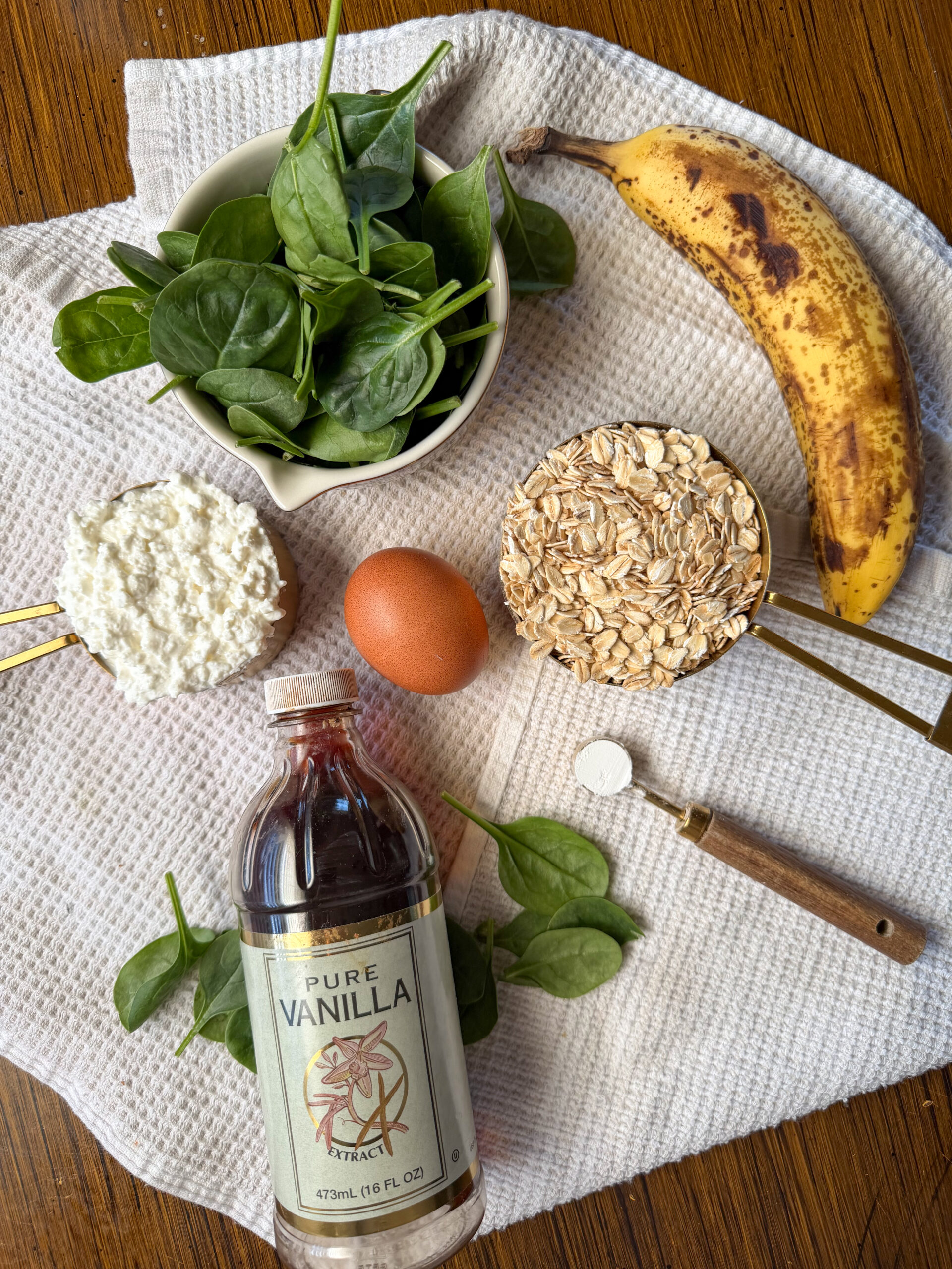 ingredients for spinach banana pancakes with cottage cheese