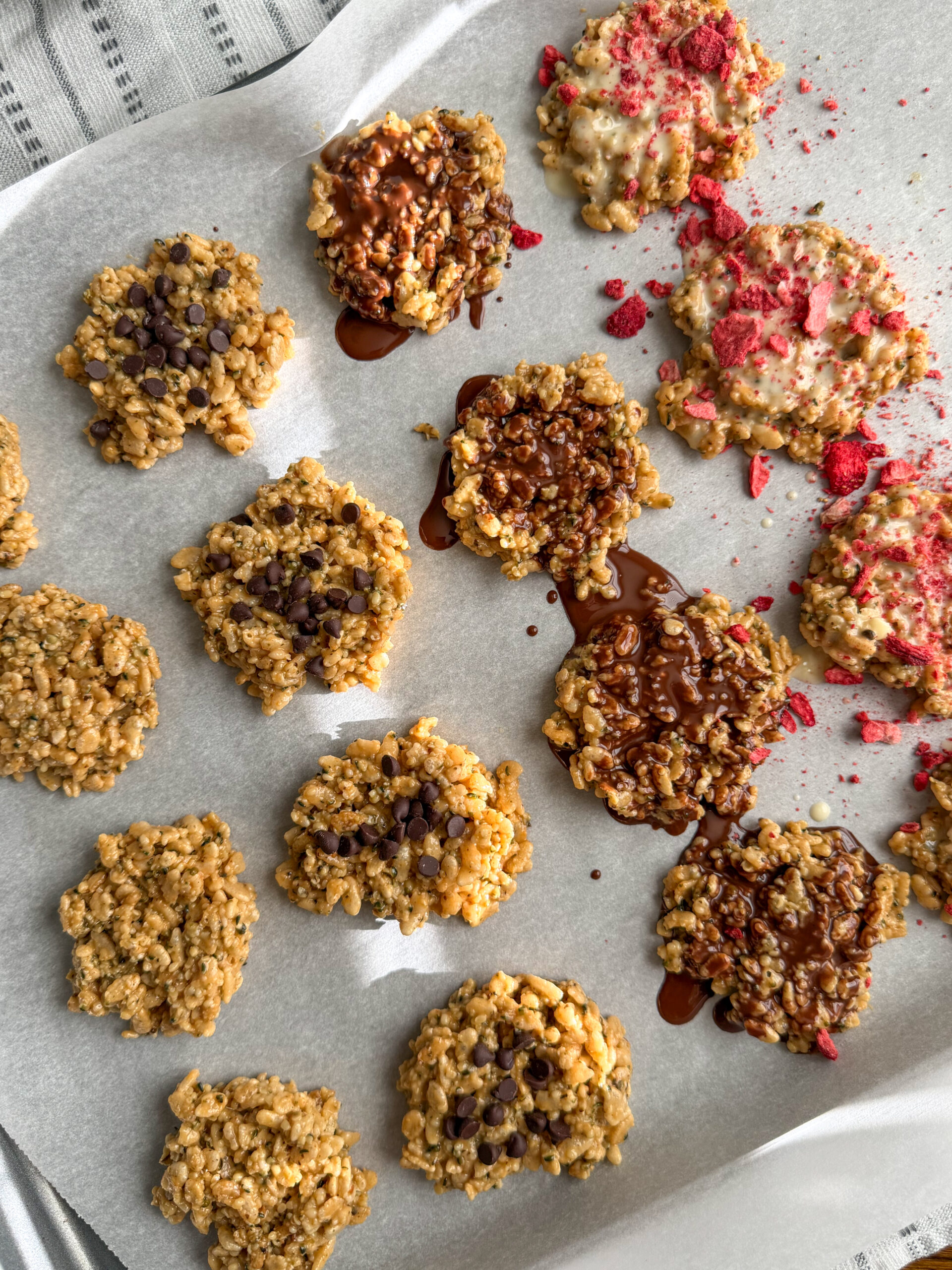 Easy Peanut Butter Puffed Rice Clusters (no added sugar!)