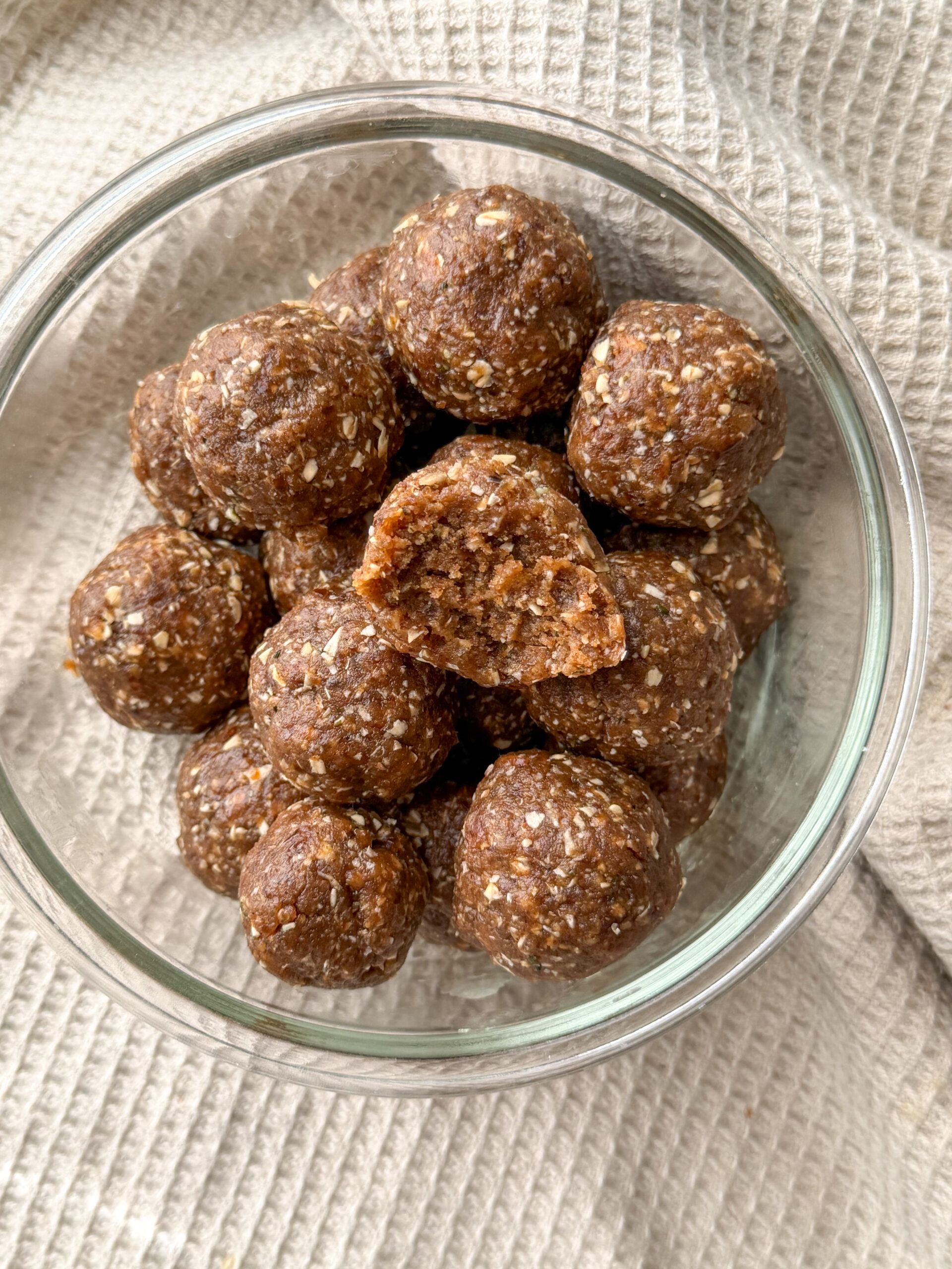 Soft Sunbutter Date Energy Bites for Toddlers (4 ingredients & nut-free)