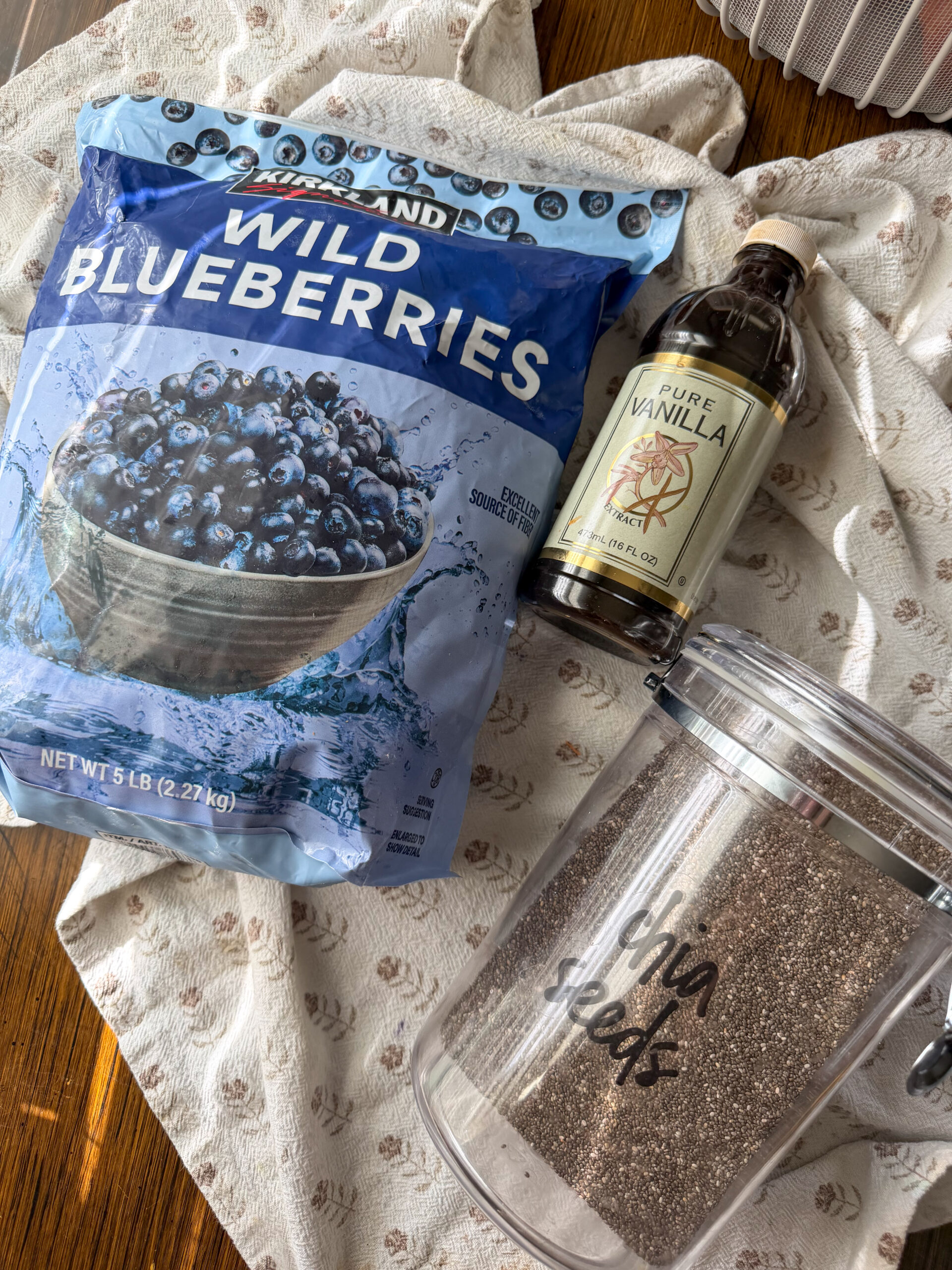 ingredients for the Blueberry Chia Jam (easy 3 ingredients, no added sugar!)