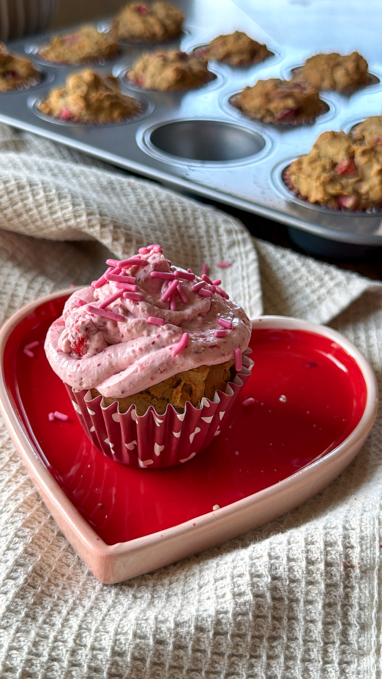 Strawberry Cream Cheese Icing for cupcakes or toddler muffins (so simple, only 5 ingredients!)