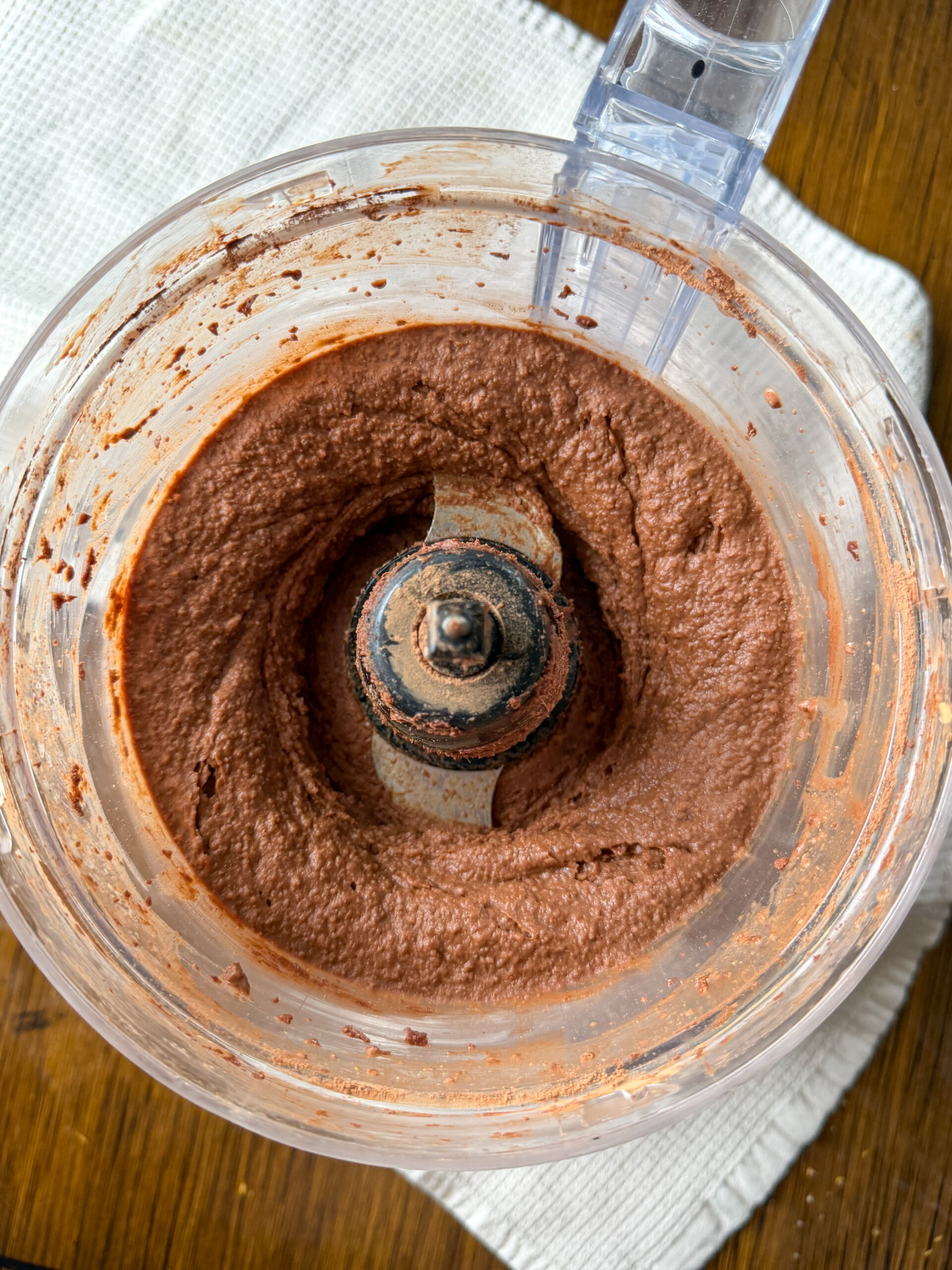 blending the Chocolate Brownie Batter Hummus (simple chickpea dip for kids)