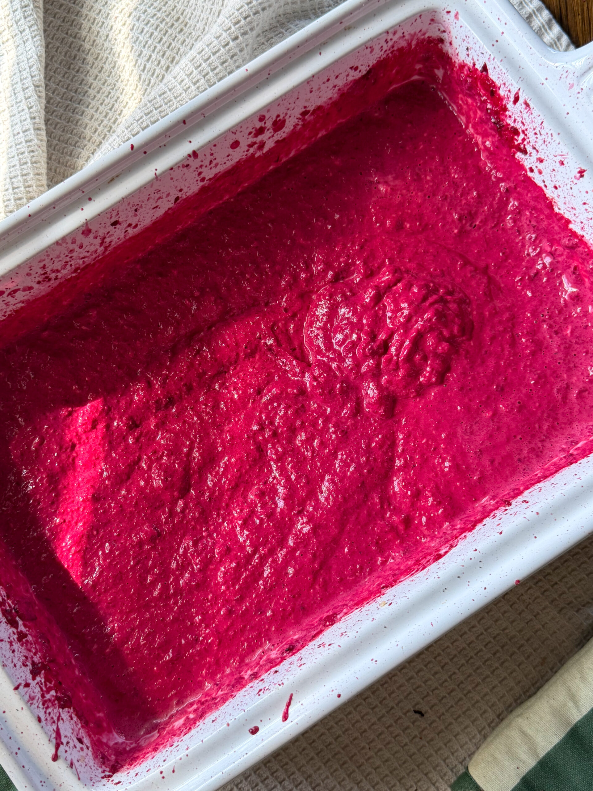 Creamy Beet Pasta Sauce (easy, toddler-friendly pink sauce)