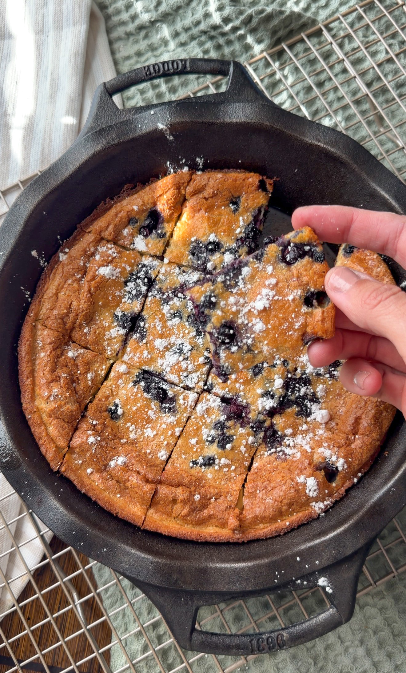Healthy Dutch Baby Pancake (easy to make & no added sugar)