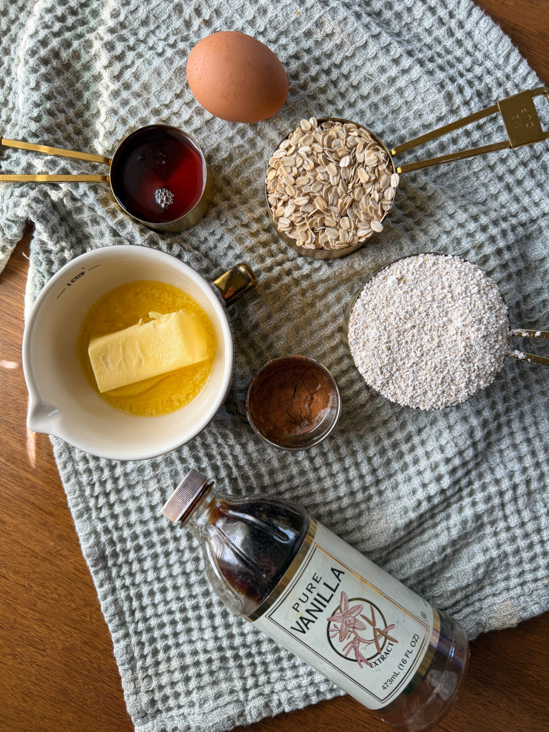 Gluten Free Oatmeal Cream Pies (healthy ice cream sandwiches)