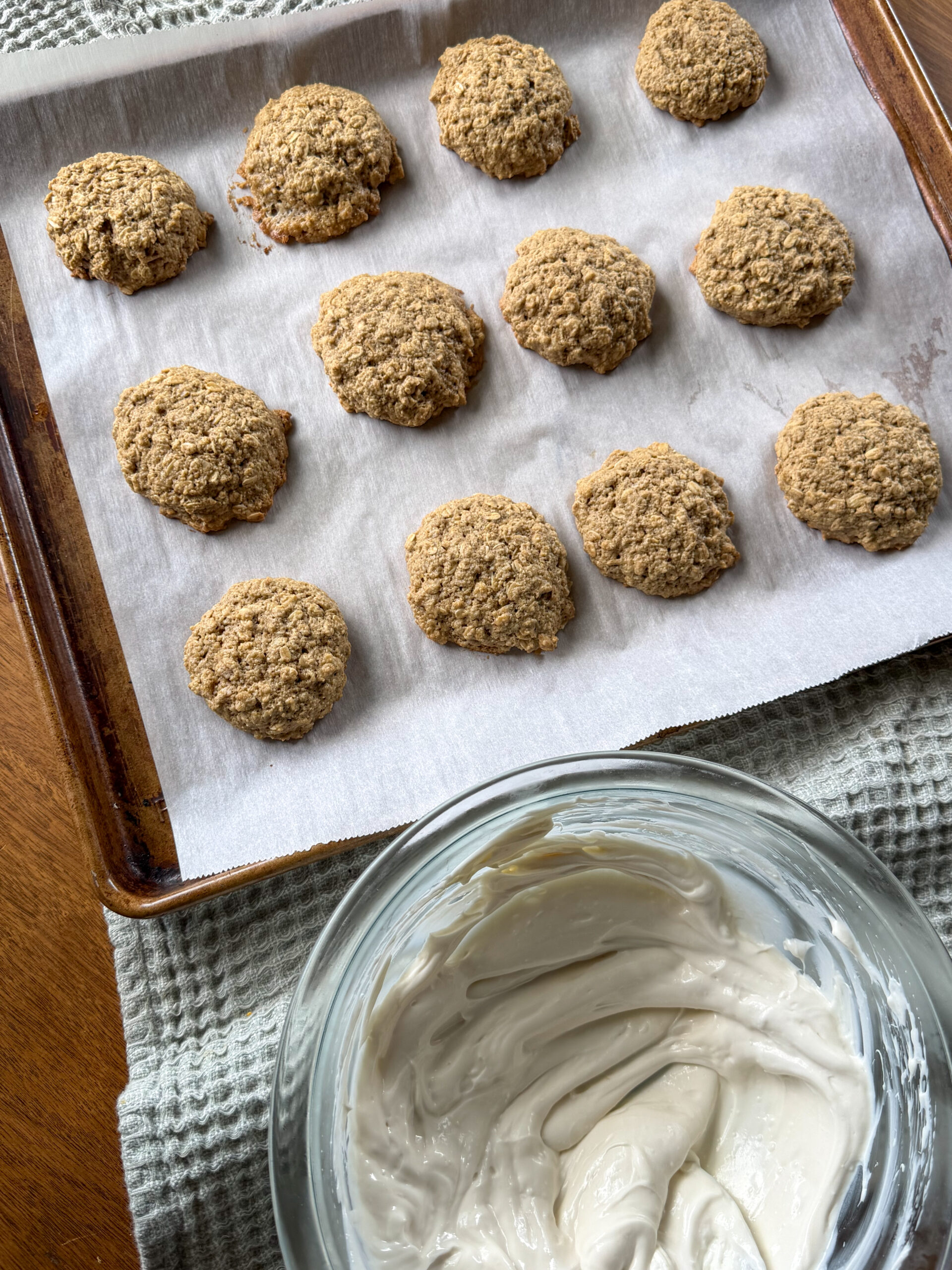 Gluten Free Oatmeal Cream Pies (healthy ice cream sandwiches)