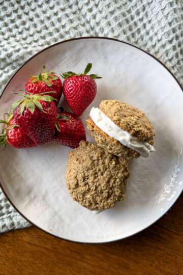 Gluten Free Oatmeal Cream Pies (healthy ice cream sandwiches)