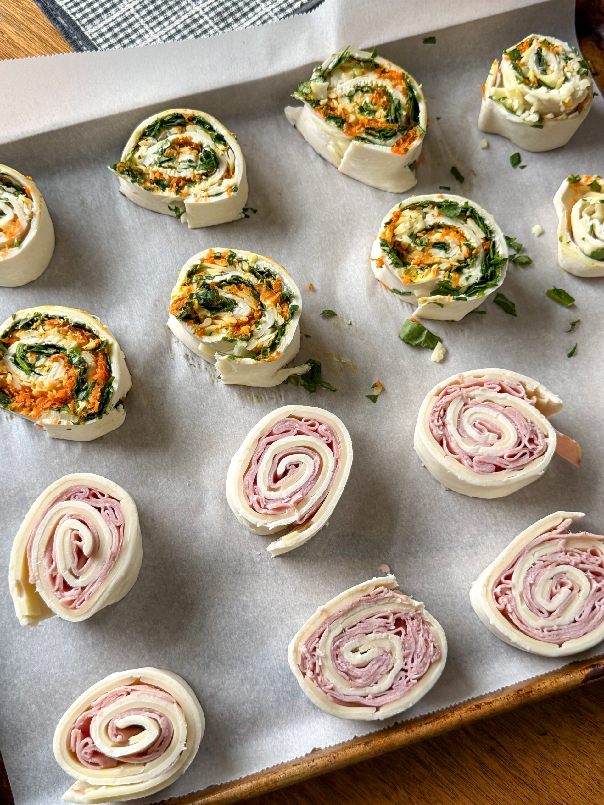 Spinach Puff Pastry Pinwheels (easy + toddler-friendly lunch!)