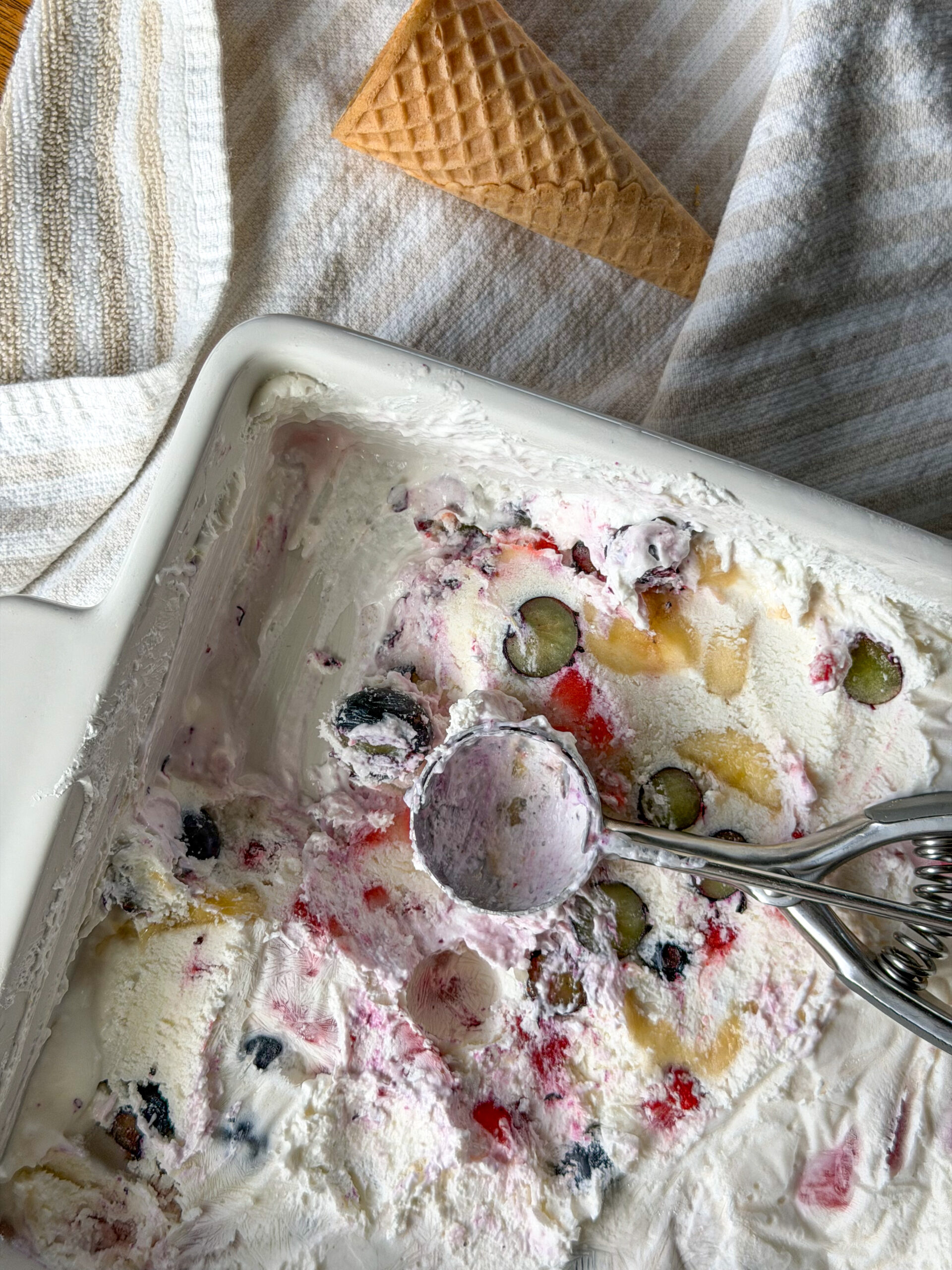 berry Frozen greek Yogurt ice cream for Kids (easy, soft serve cones)