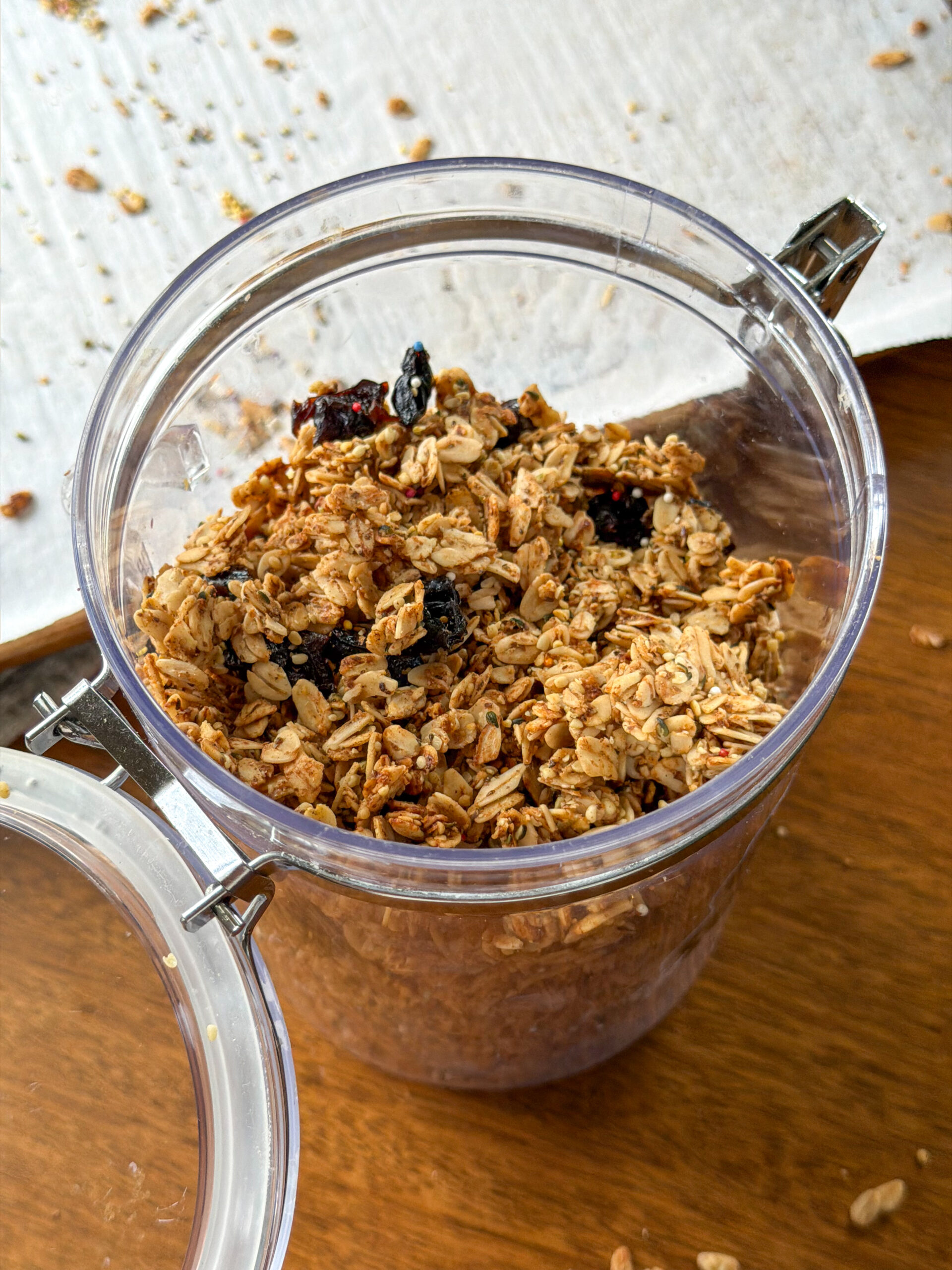 Homemade Granola for Kids (Low Sugar & Toddler-Friendly)