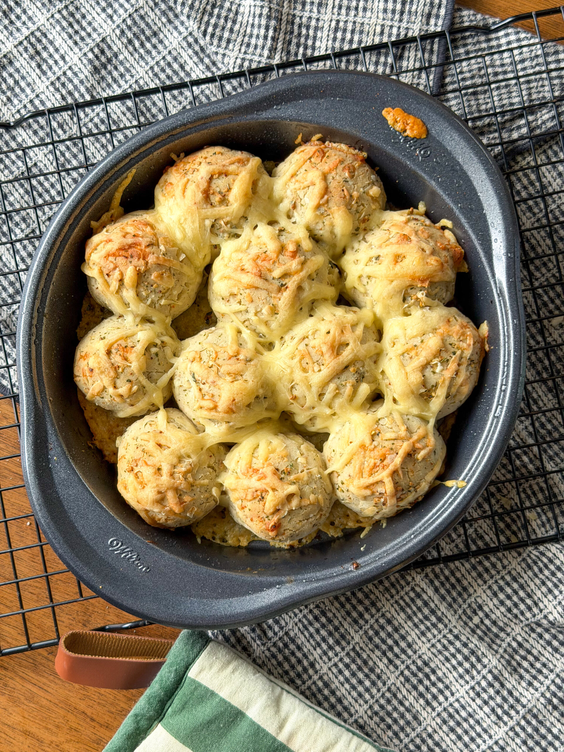 Greek Yogurt Cheese Rolls for kids (easy to make, no yeast required!)