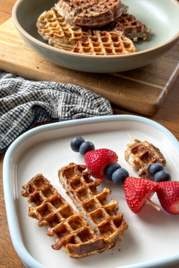 French Toast Waffle Sticks for kids, toddler friendly breakfast (easy to make, no added sugar!)