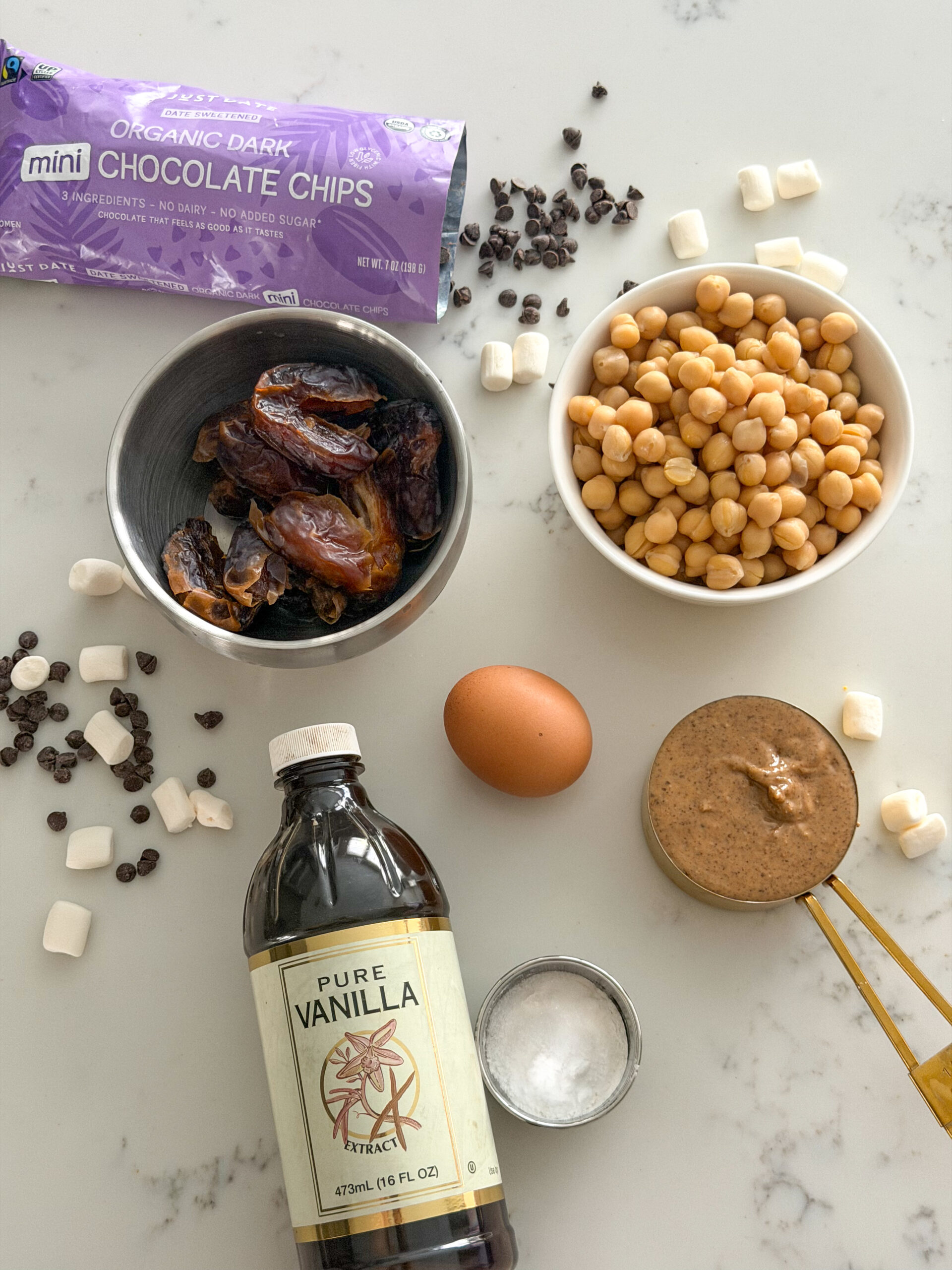 ingredients for the s'mores chickpea blondies
