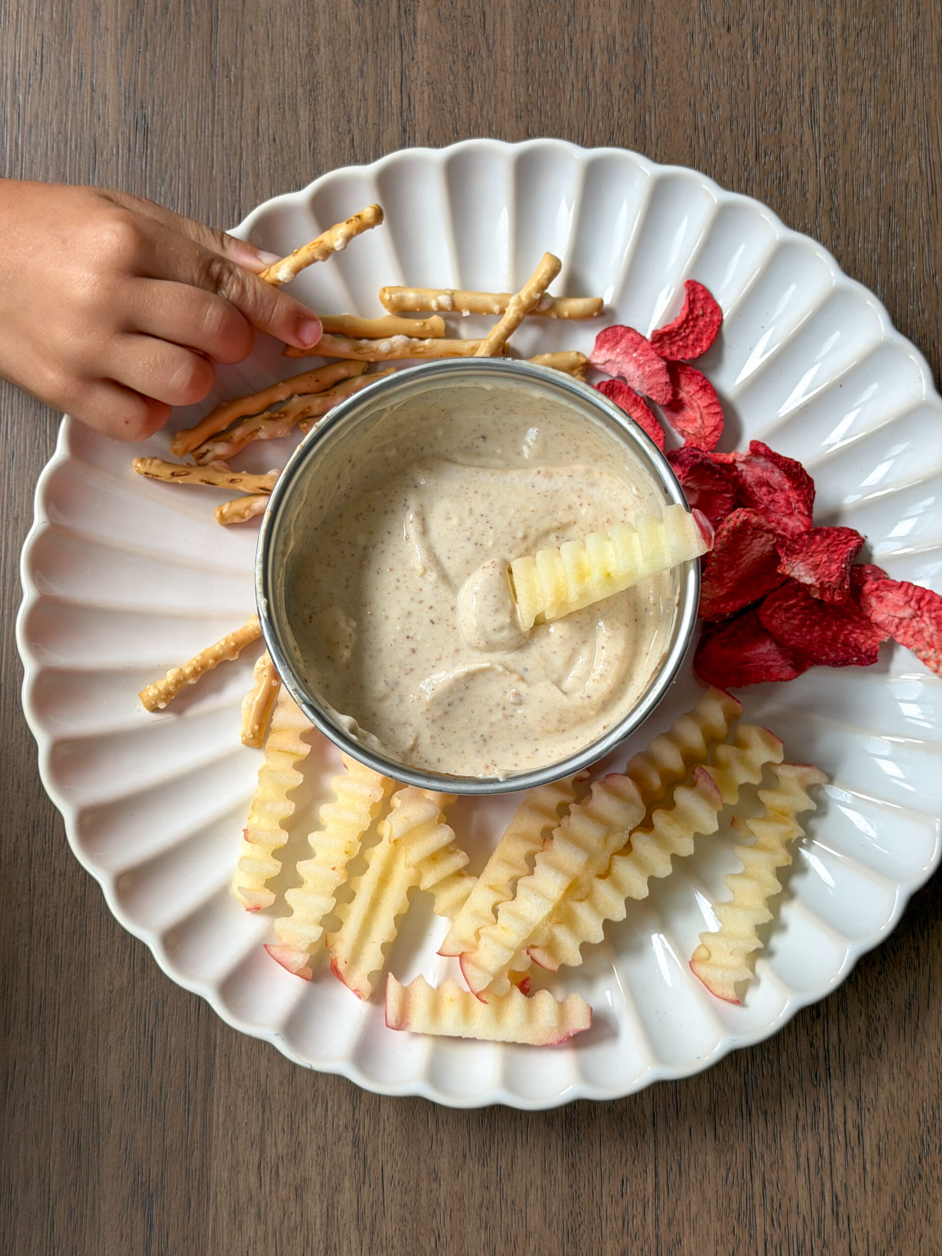 High Protein Fruit Dip for kids (easy yogurt dip for kids)