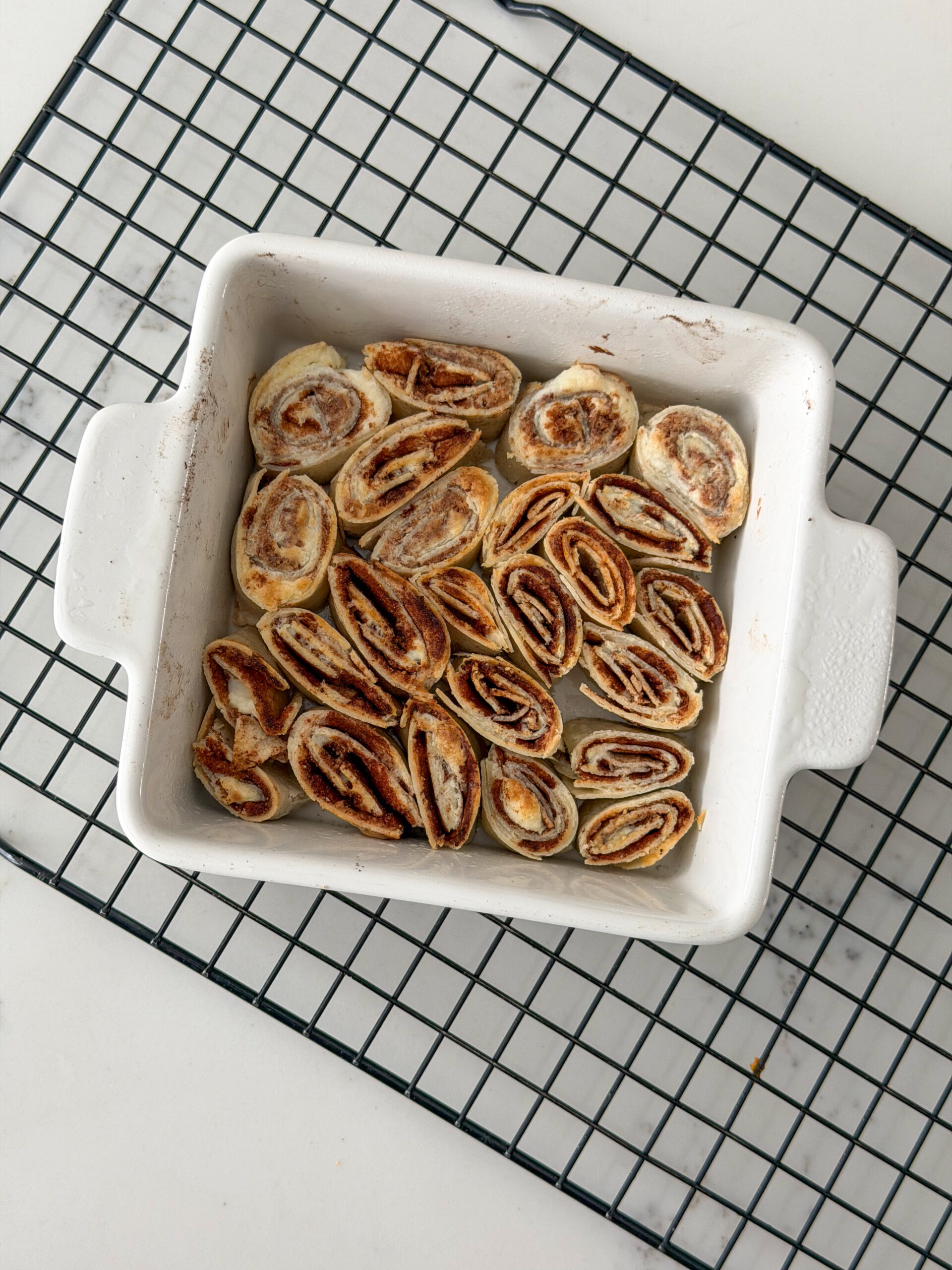 Cinnamon Roll bites with tortillas (easy 10-minute breakfast for kids)