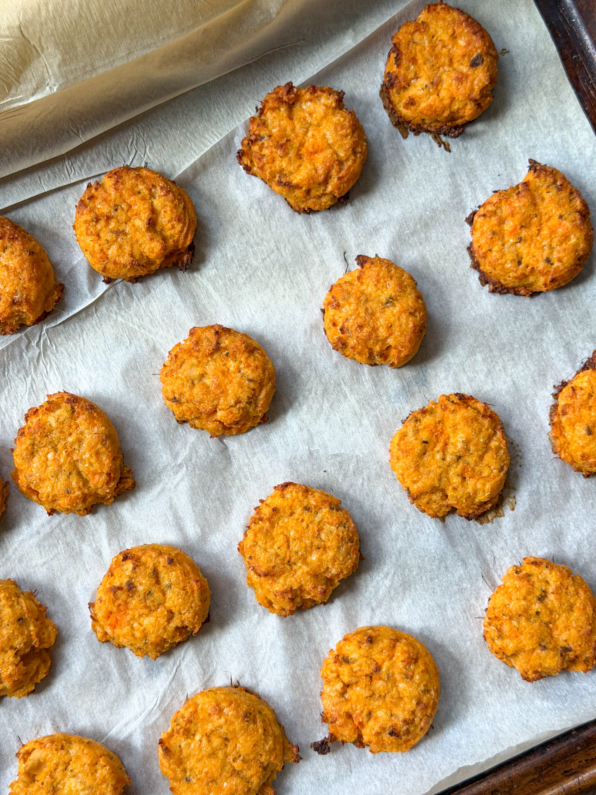 Sweet Potato Salmon Patties for toddlers (easy toddler-approved lunch)