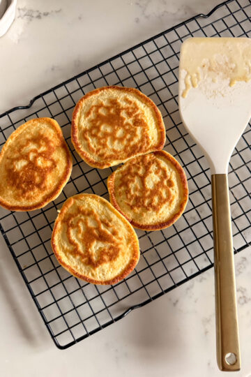 blender Cottage Cheese Protein Pancakes for toddlers and kid friendly breakfast (easy high protein breakfast)