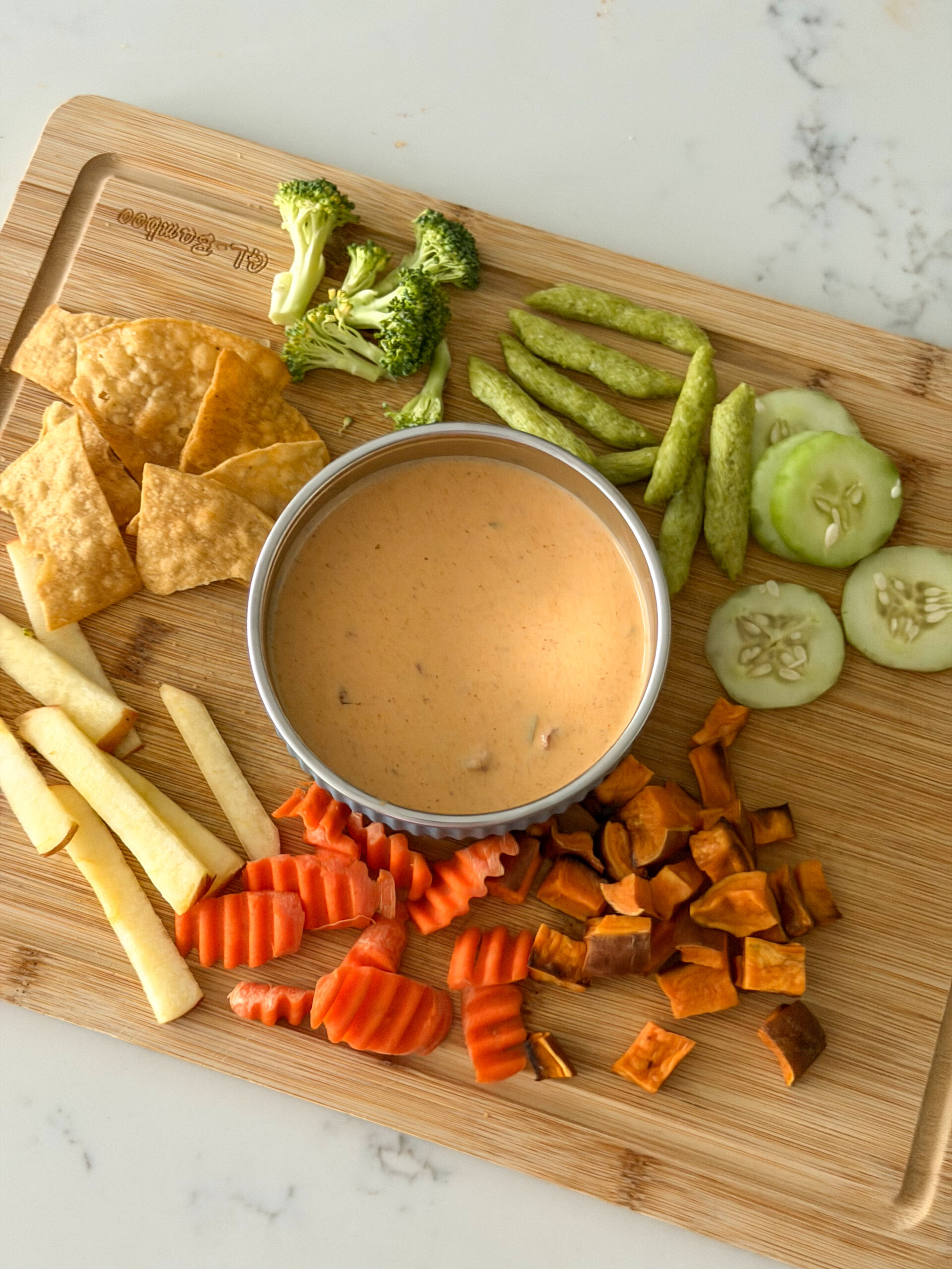 Cottage Cheese Queso (easy, high protein cheese dip)