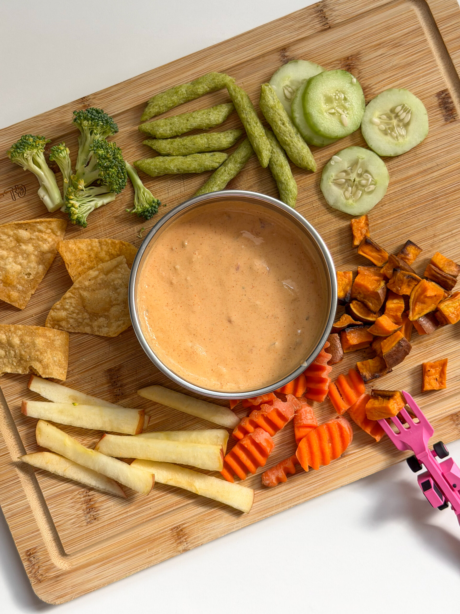 Cottage Cheese Queso dip for kids (easy, high protein cheese dip)