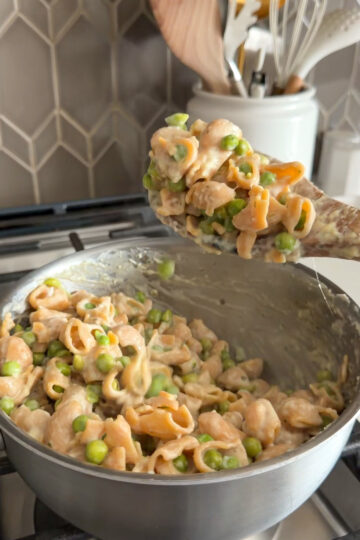 Easy Pasta and Peas (creamy one-pot dinner for kids)