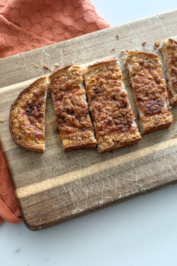 Cinnamon Cottage Cheese Toast for toddlers and kid friendly breakfast (easy high protein breakfast)