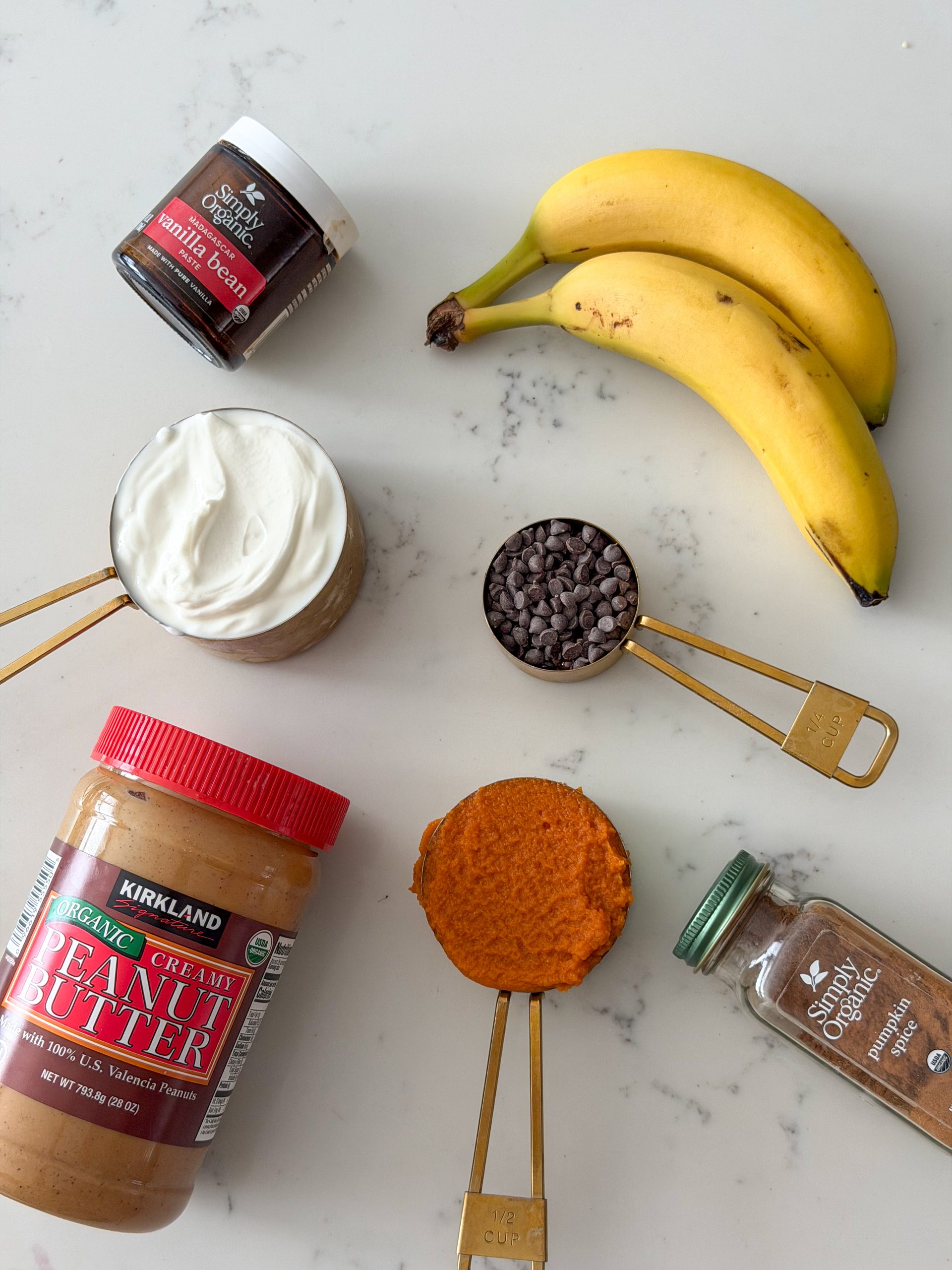 Halloween Banana Pops, banana yogurt popsicles (easy mummy snack for kids!)